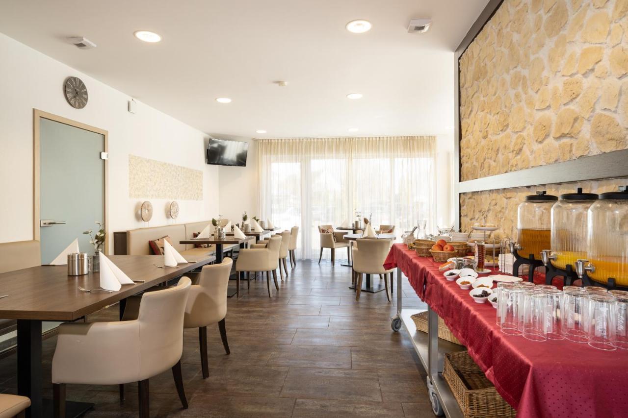 Moosburg an der Isar Hotel Drei Rosen מראה חיצוני תמונה